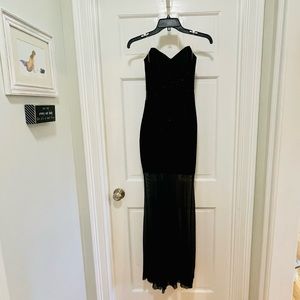 Floor length, Strapless, Half Sheer, Edgy sweetheart neckline Prom/Formal dress